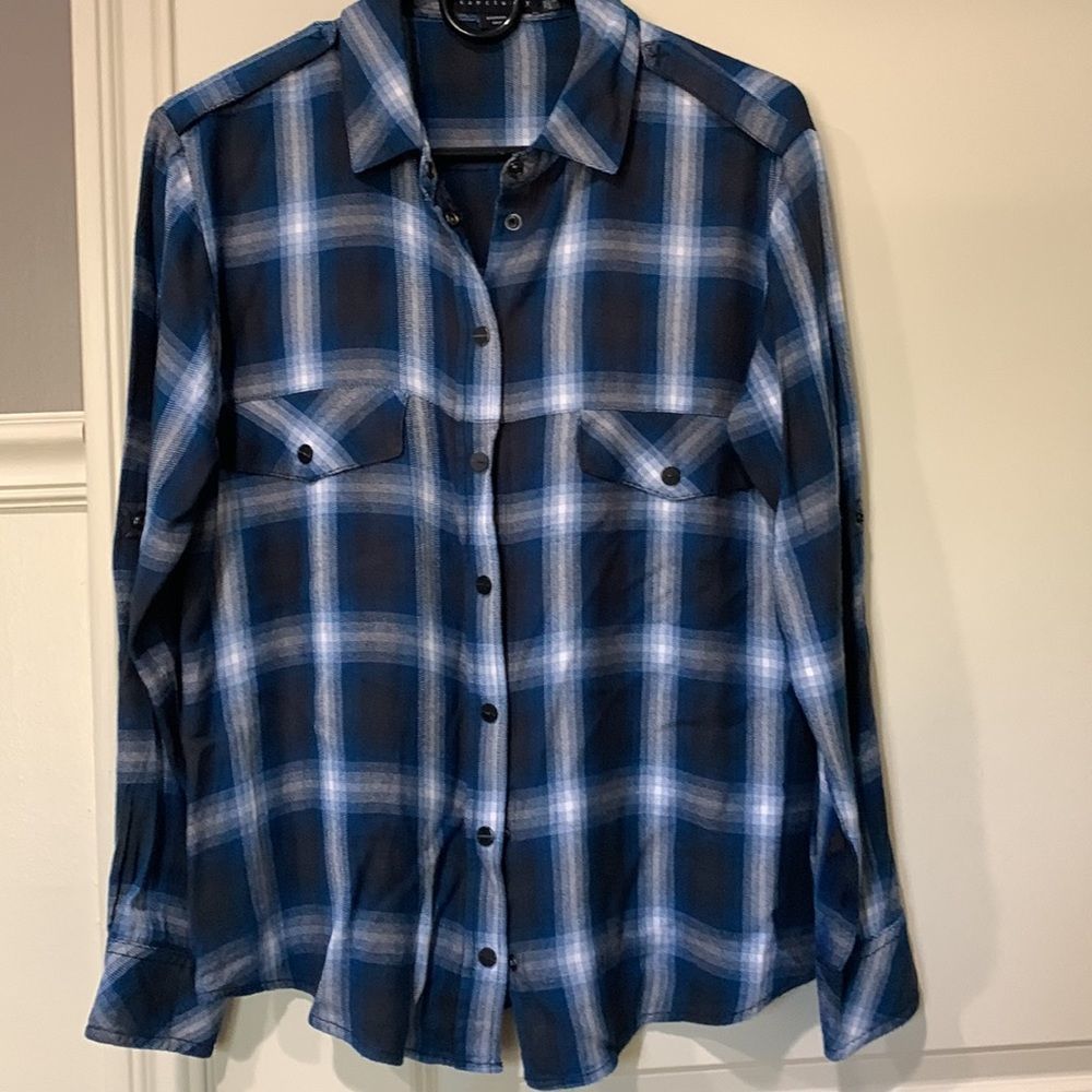 Sanctuary Teal and white Plaid Small Long sleeve blouse with tabs on shoulder - Picture 2 of 9